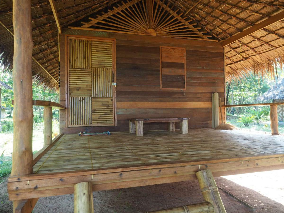 Cocobar&Bungalow'Kohjum Hotel Koh Jum Exterior photo