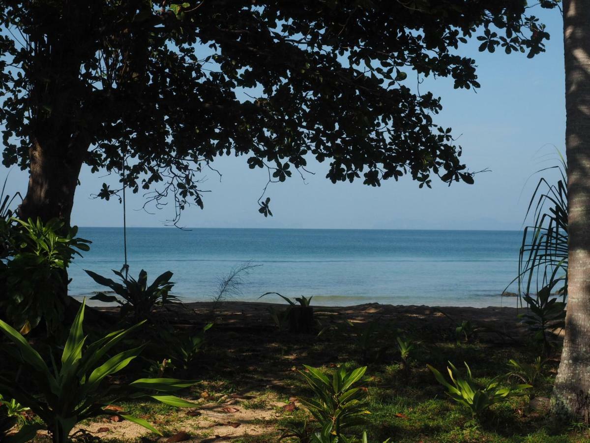 Cocobar&Bungalow'Kohjum Hotel Koh Jum Exterior photo