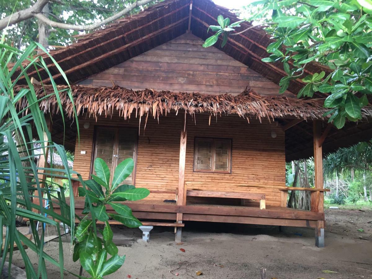 Cocobar&Bungalow'Kohjum Hotel Koh Jum Exterior photo