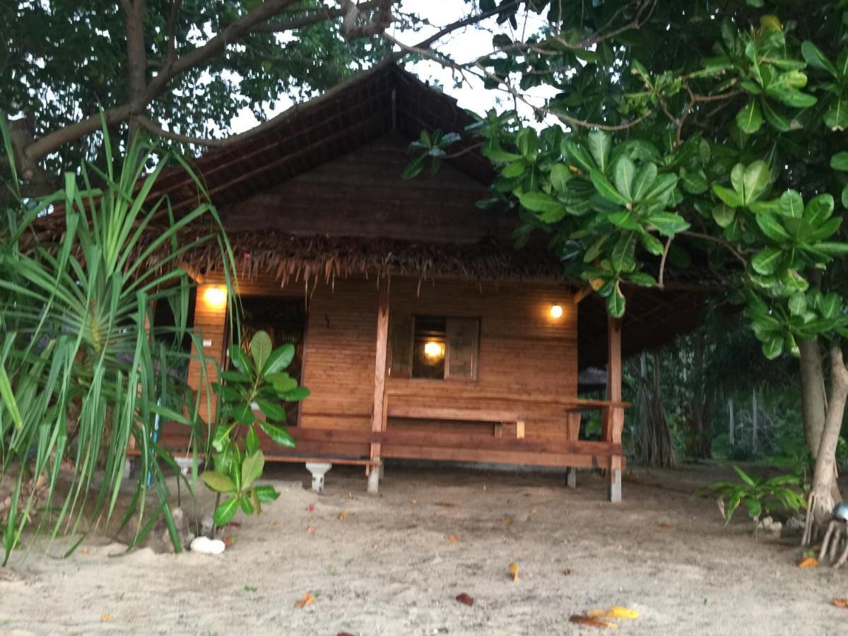 Cocobar&Bungalow'Kohjum Hotel Koh Jum Exterior photo